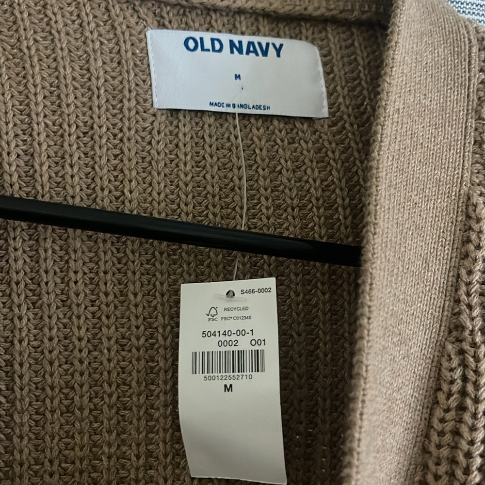 NWT tan chunky cardigan 
Very nice - Picture 4 of 4